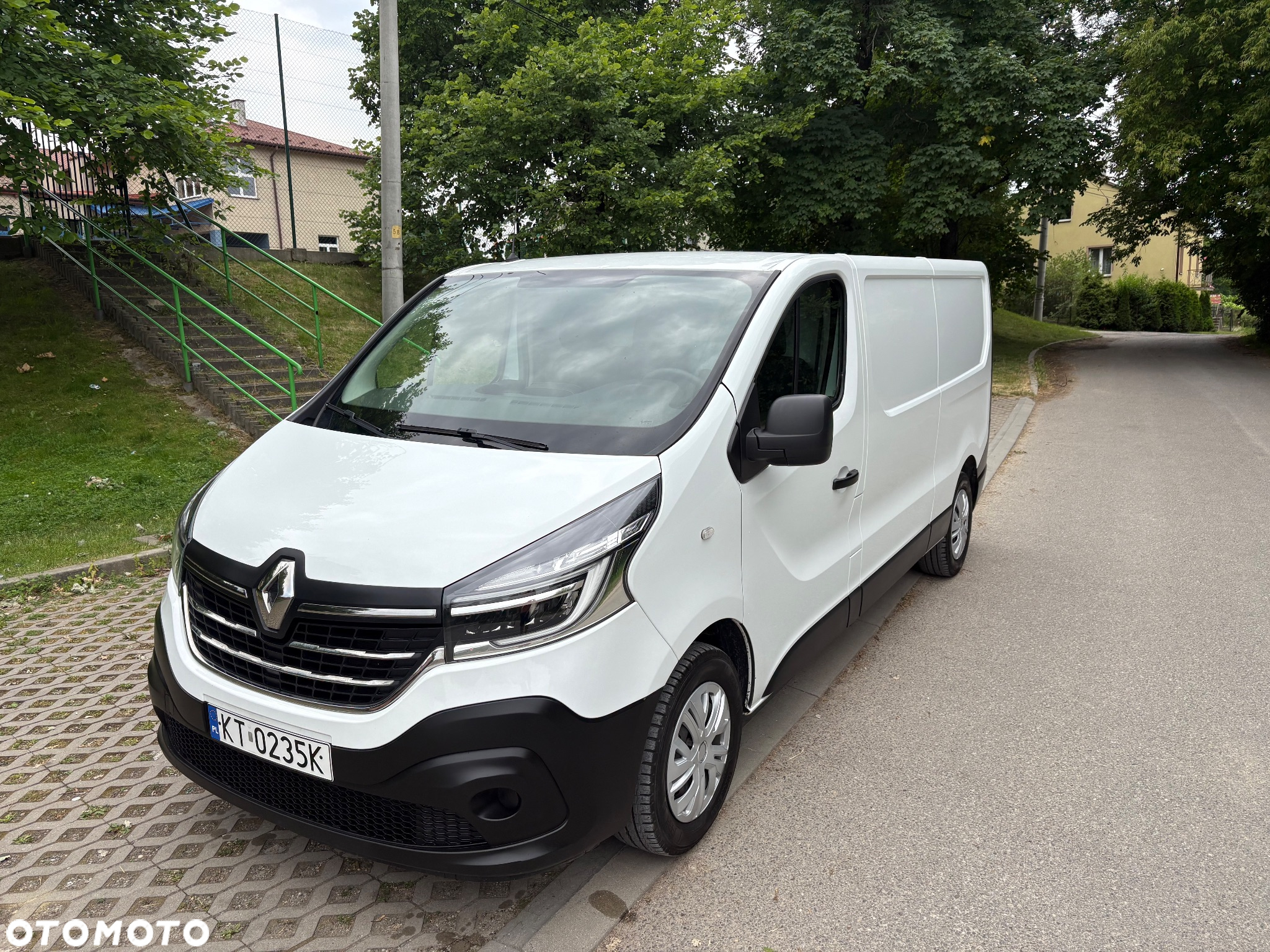 Renault TRAFIC - 6