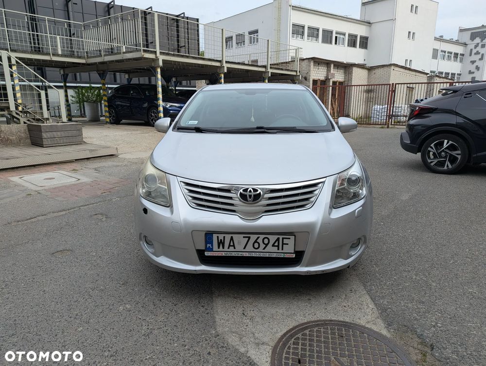 Toyota Avensis 1.8 Sol plus - 2