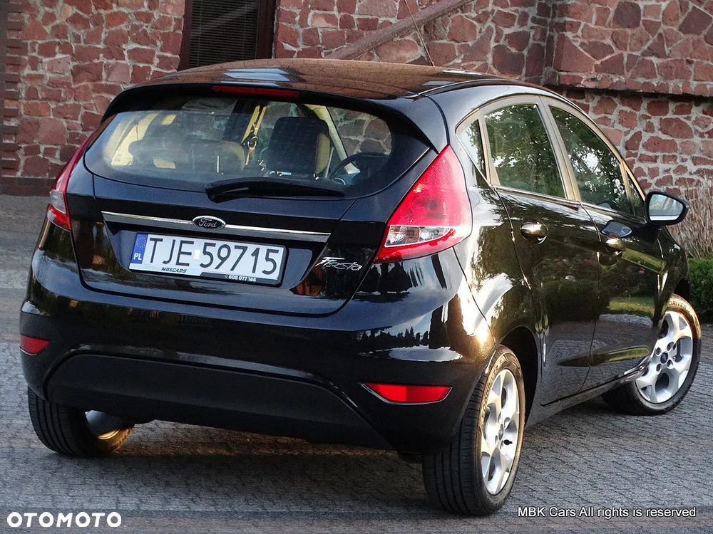 Ford Fiesta 1.25 Titanium X - 14