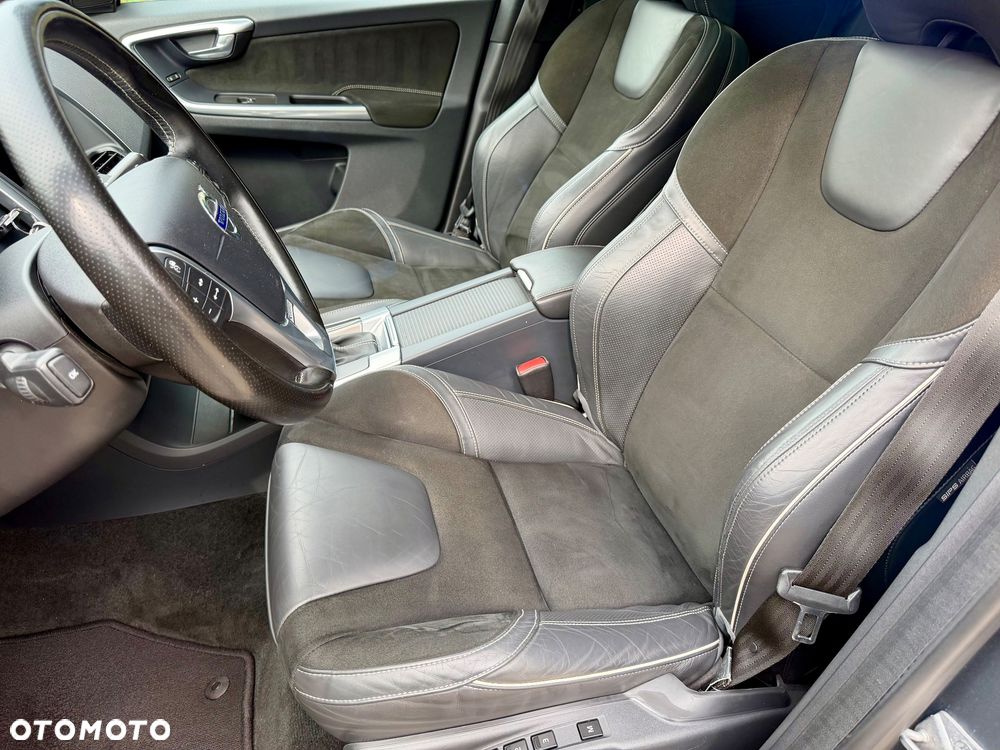 Volvo XC 60 D4 Drive-E R-Design Momentum - 17
