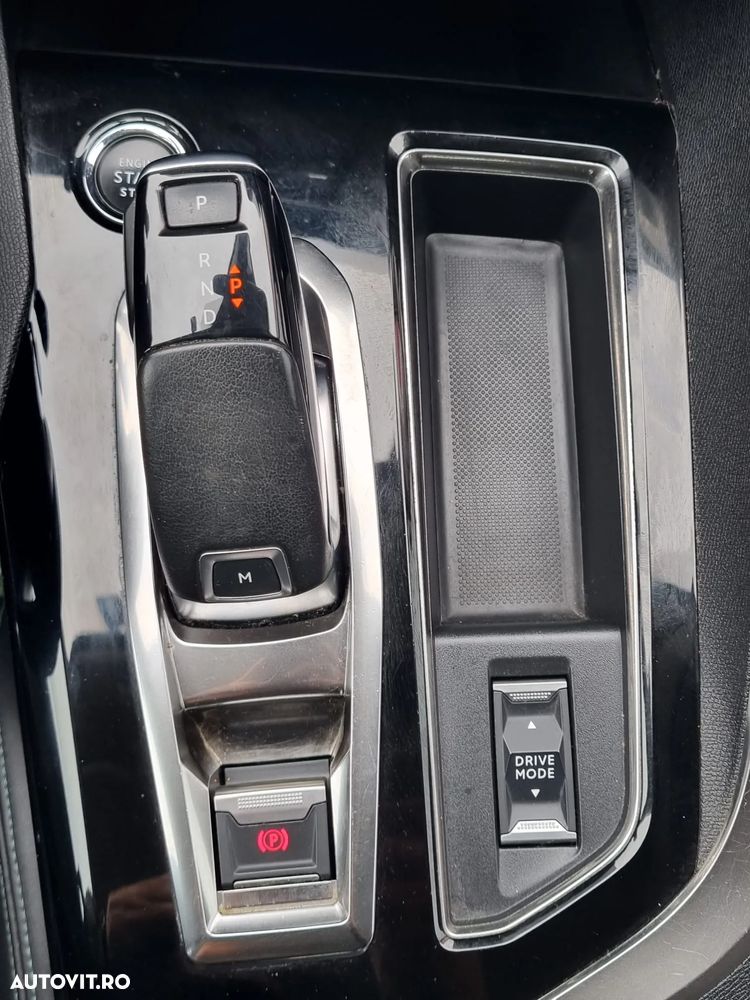 Peugeot 3008 1.5 BlueHDI 130 EAT8 Allure Pack - 21