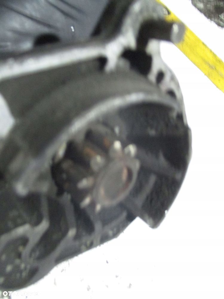 rozrusznik audi a3 a4 a6 valeo 06d911023a - 3