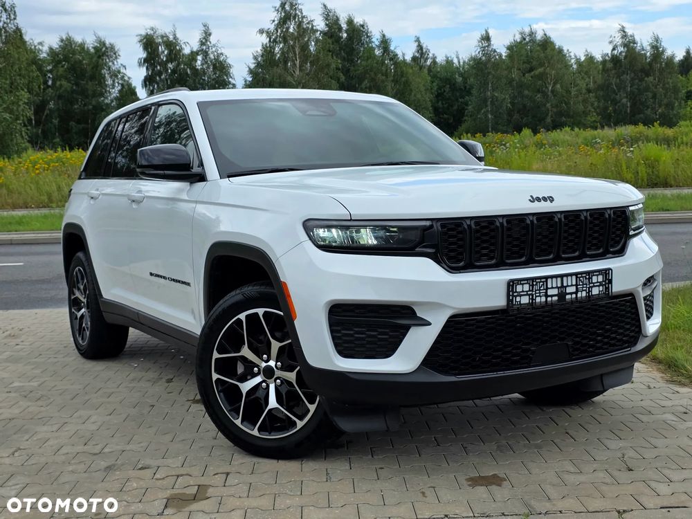 Jeep Grand Cherokee - 1