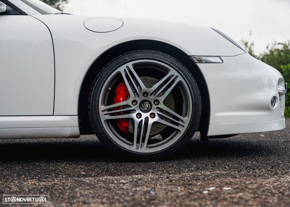 Porsche 911 (997) Turbo Cabriolet - 24