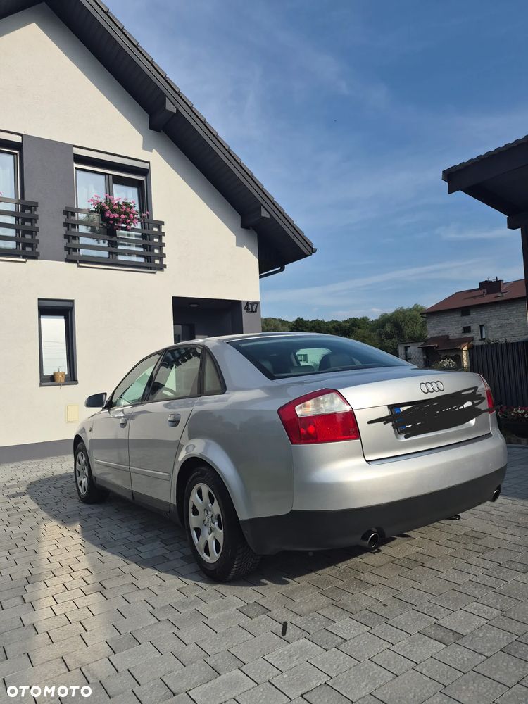 Audi A4 Limousine 1.8T - 24