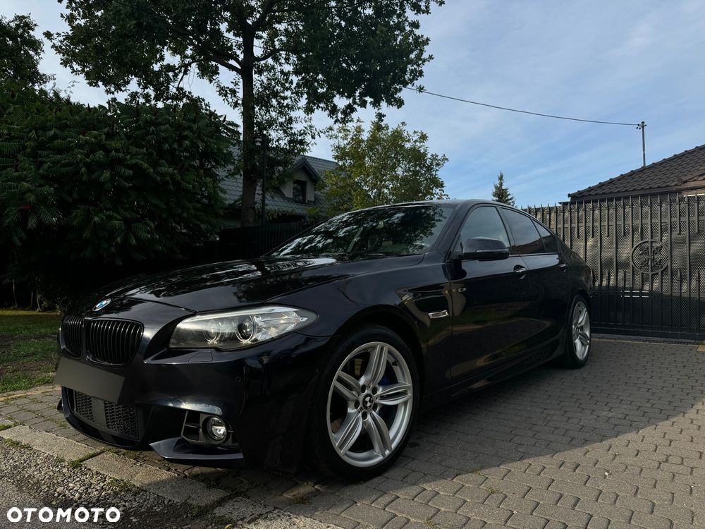 BMW Seria 5 550i - 1