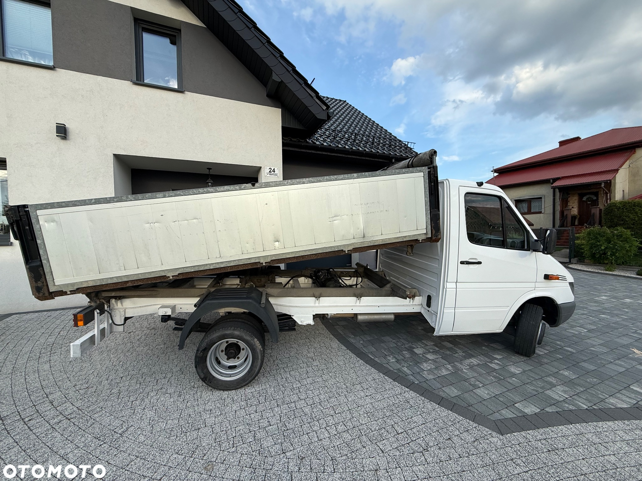 Mercedes-Benz Sprinter - 3