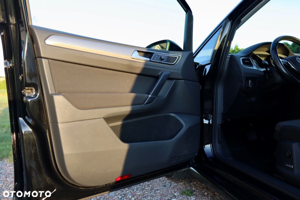 Volkswagen Golf Sportsvan SV 1.6 TDI BMT Highline DSG - 8