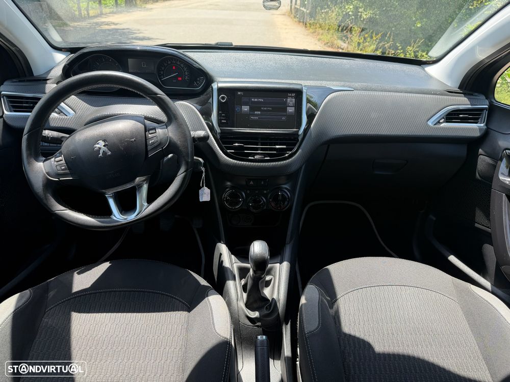 Peugeot 208 1.2 PureTech Style - 12