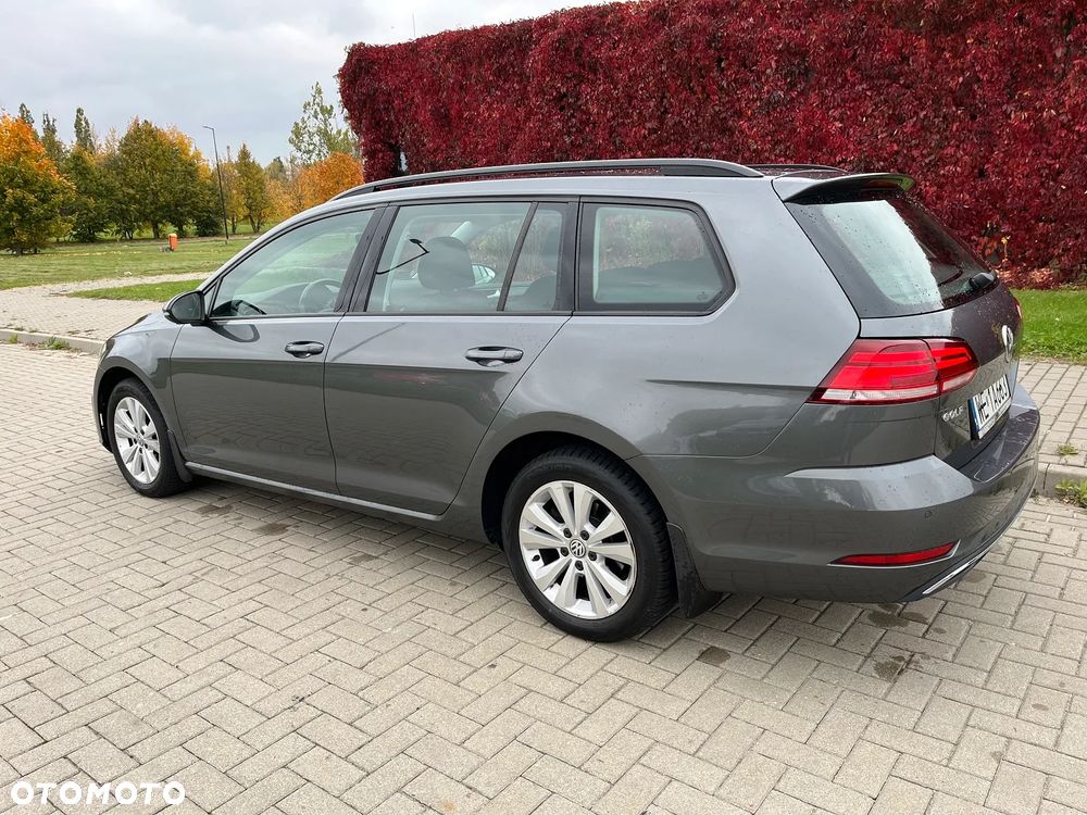 Volkswagen Golf VII 1.6 TDI BMT Comfortline - 11