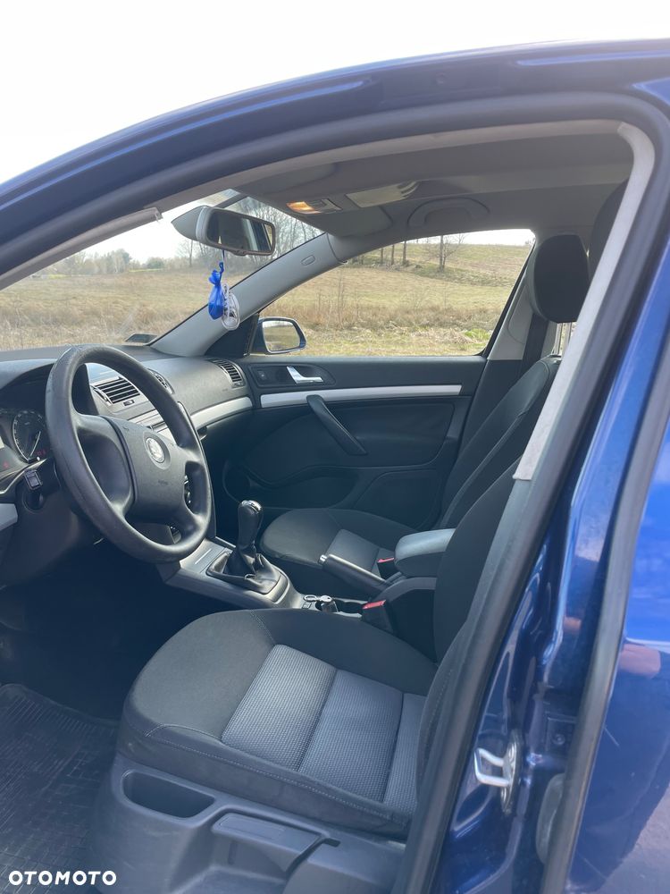 Skoda Octavia 2.0 FSI Elegance - 14