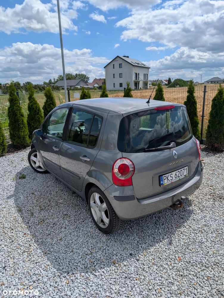 Renault Modus 1.6 16V Privilege - 12