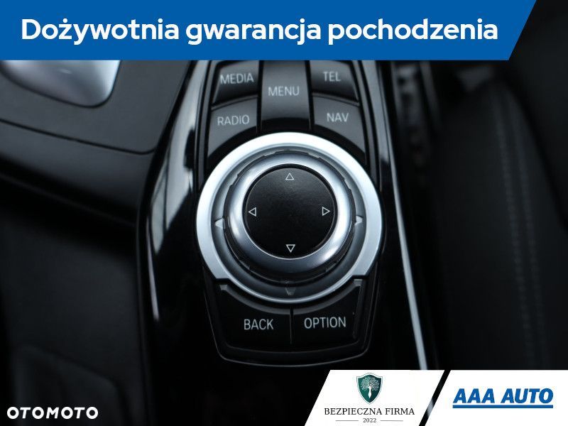 BMW Seria 1 - 21