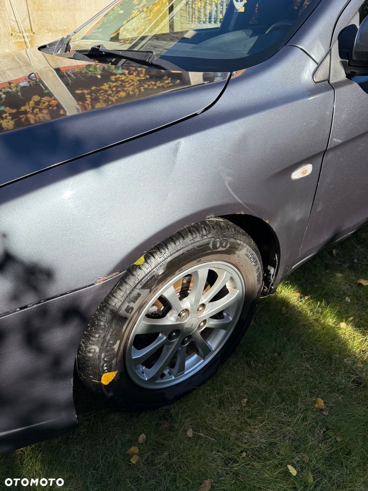 Mitsubishi Lancer - 6