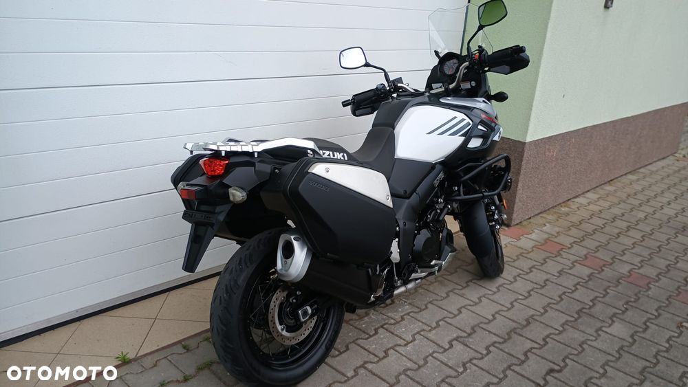 Suzuki DL - 4