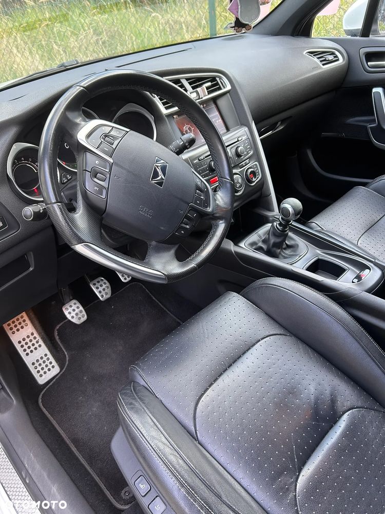 Citroën DS4 2.0 HDi SportChic - 8