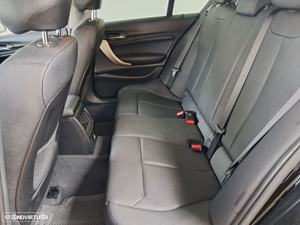 BMW 116 d EfficientDynamics - 11