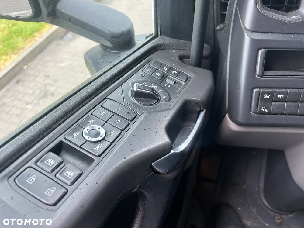 Scania S450 RETARDER / LED / NAWIGACJA / WIRTUALNE ZEGARY / 2 ZBIORNIKI PALIWOWE / LODÓWKA / PRZEBIEG 756 TYS. KM / SCANIA z POLSKIEGO SALONU / 2020 ROK !! - 7