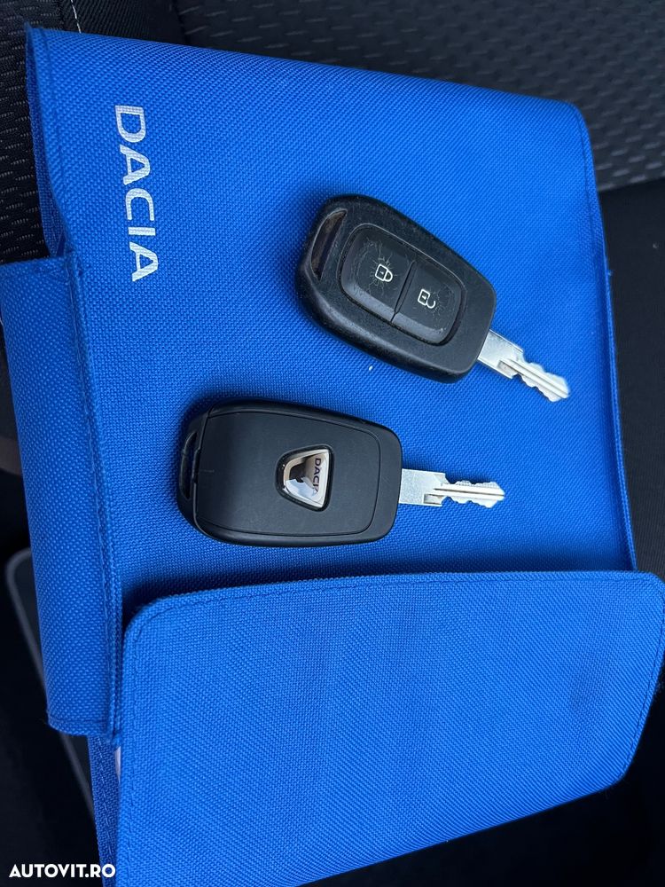 Dacia Duster 1.6 SCe Prestige jante 17" - 13