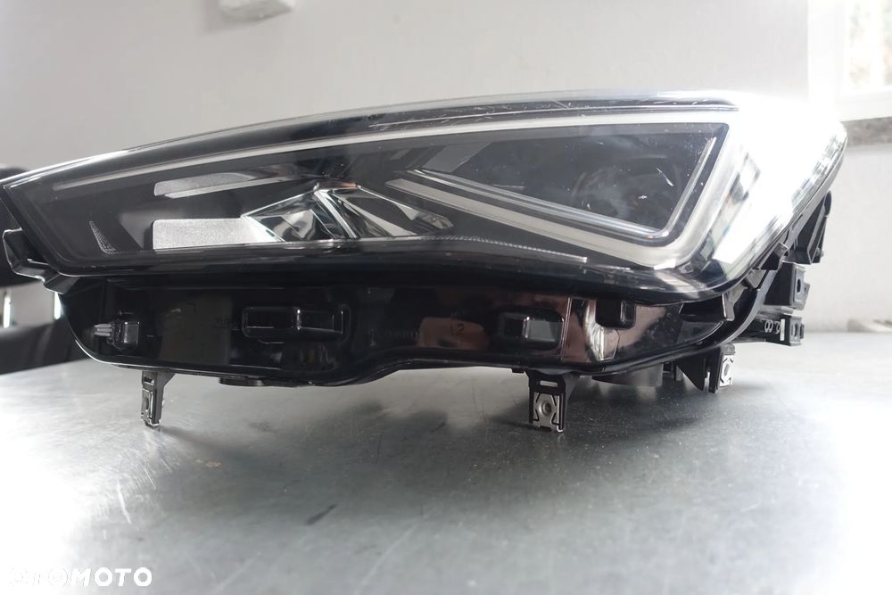 LAMPA LEWY PRZÓD TARRACO FULL LED - 4