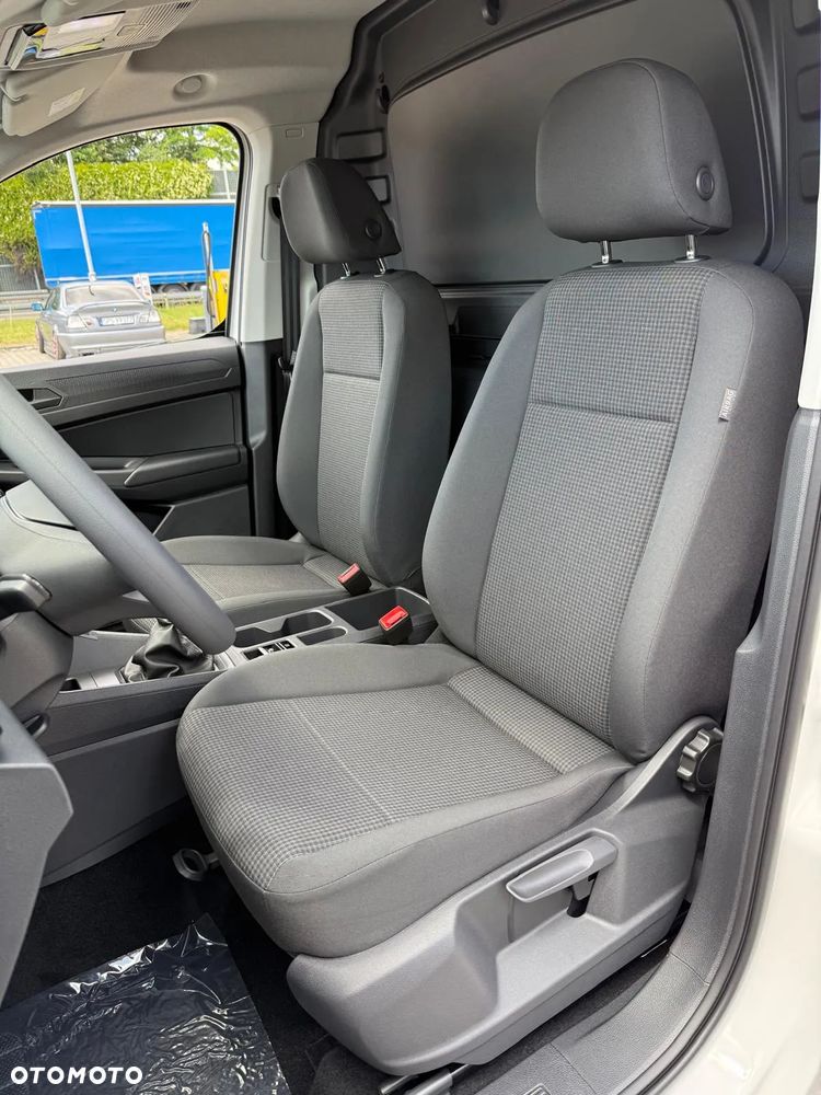 Volkswagen Caddy - 10