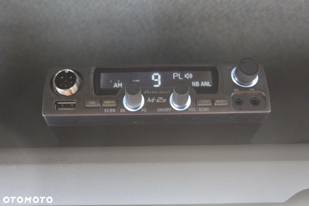 Mercedes-Benz Sprinter - 32