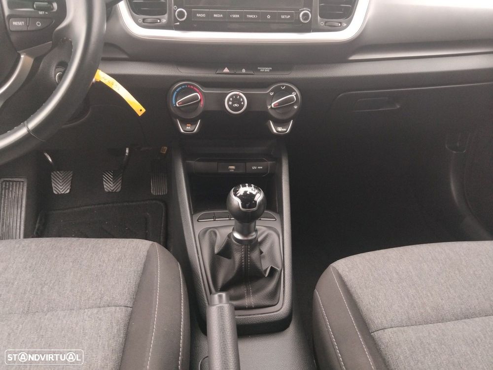 Kia Stonic 1.2 Dynamic - 11