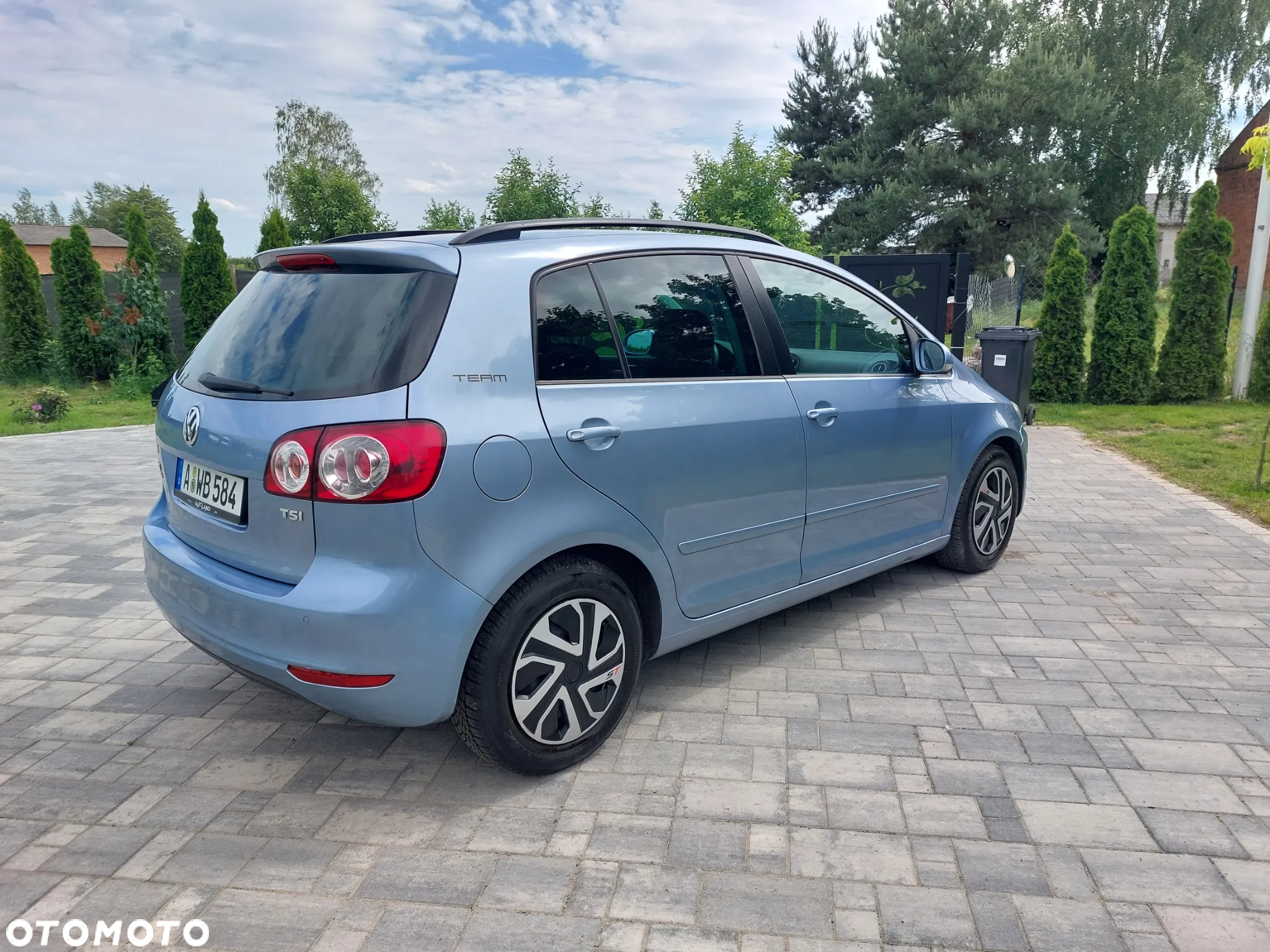 Volkswagen Golf Plus 1.2 TSI BlueMotion Technology Team - 9