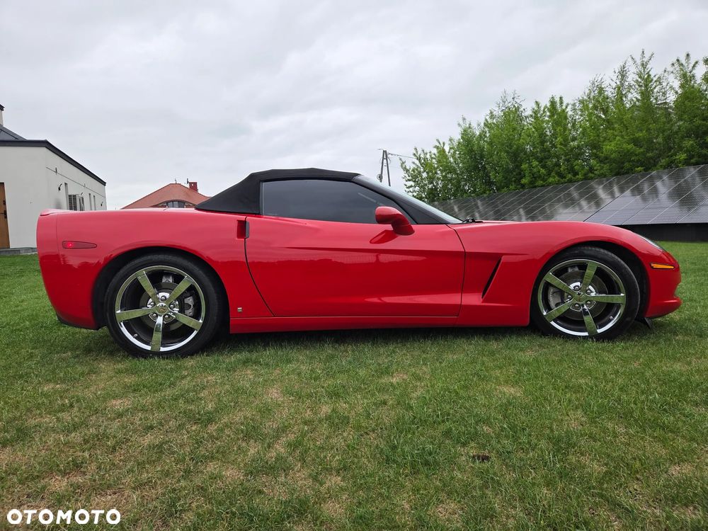 Chevrolet Corvette - 16