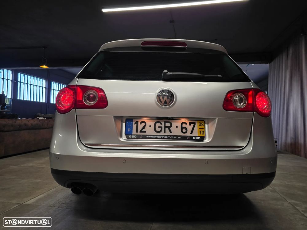 VW Passat Variant 2.0 TDi Highline DSG - 11