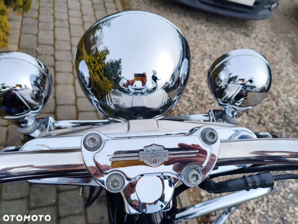 Harley-Davidson Softail Heritage Classic - 16