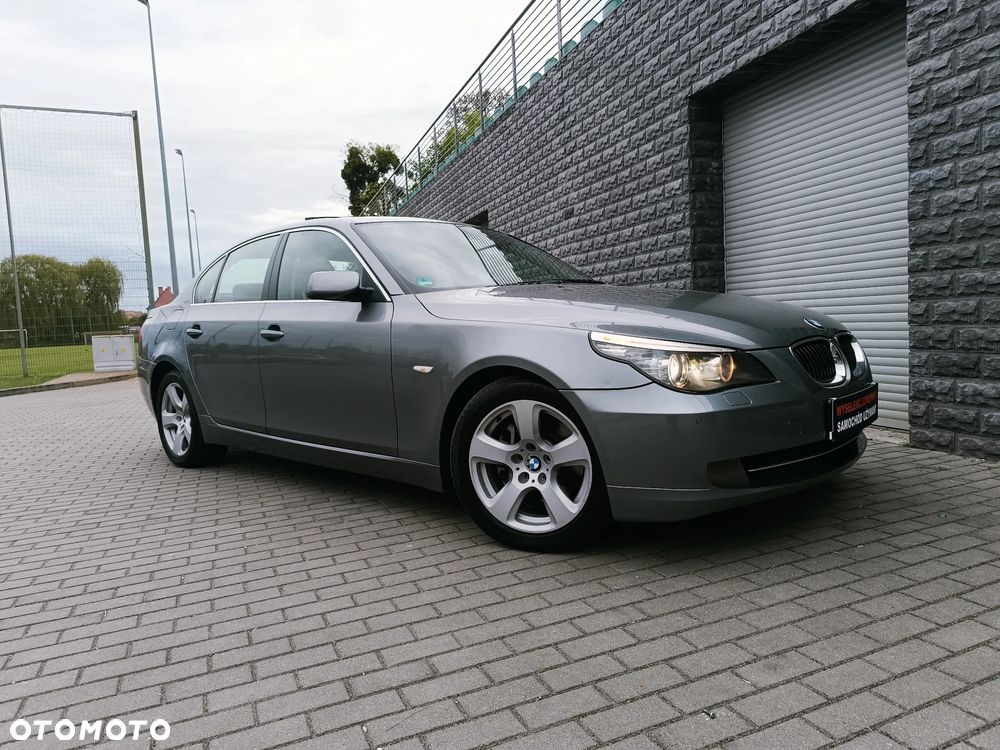BMW Seria 5 525i - 28