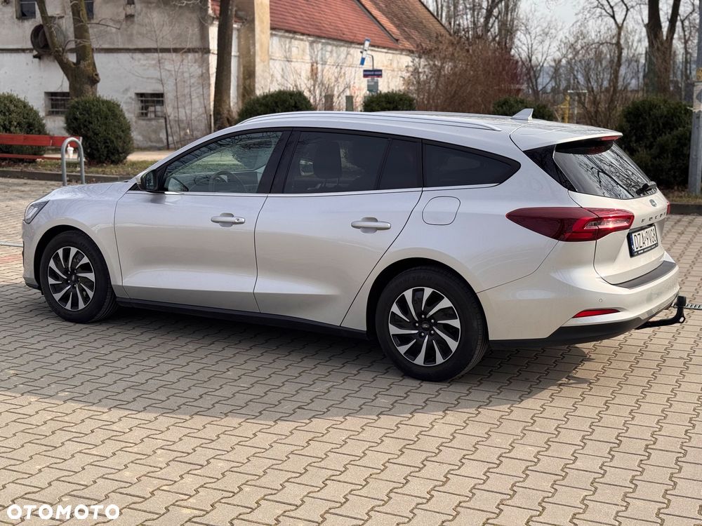 Ford Focus 1.0 EcoBoost Hybrid TITANIUM - 15