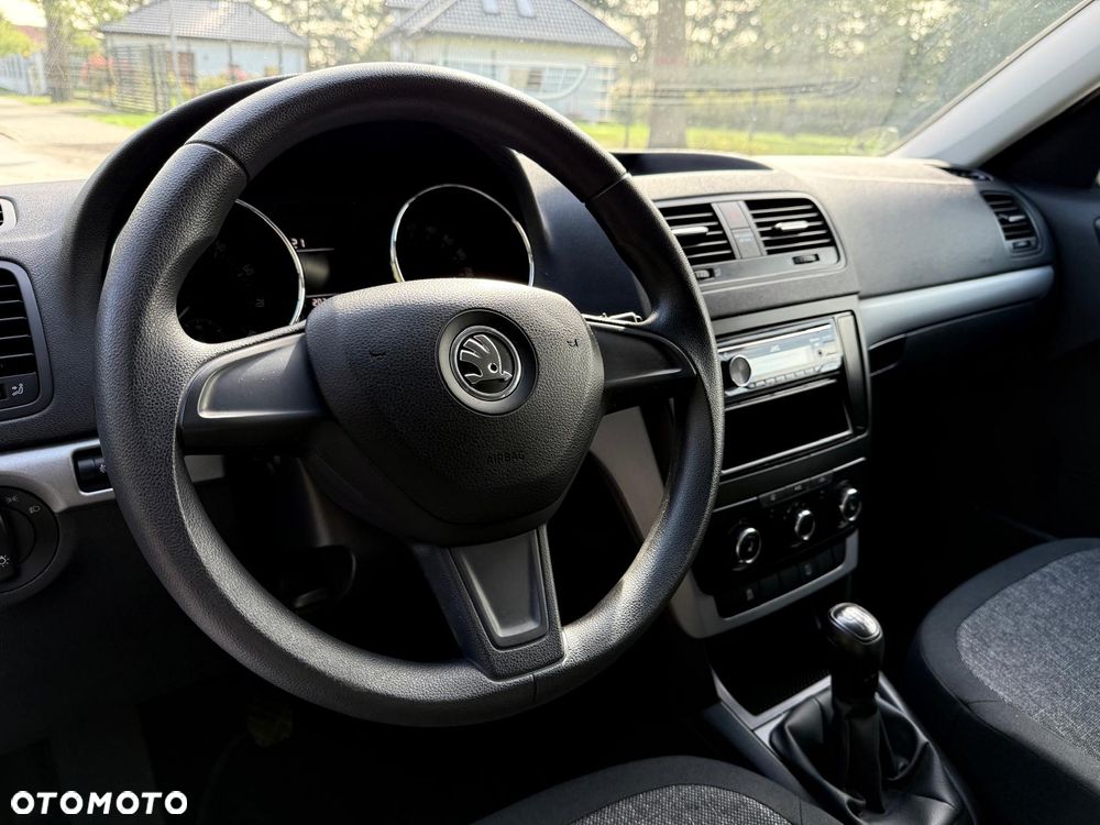Skoda Yeti 1.2 TSI FAMILY - 23