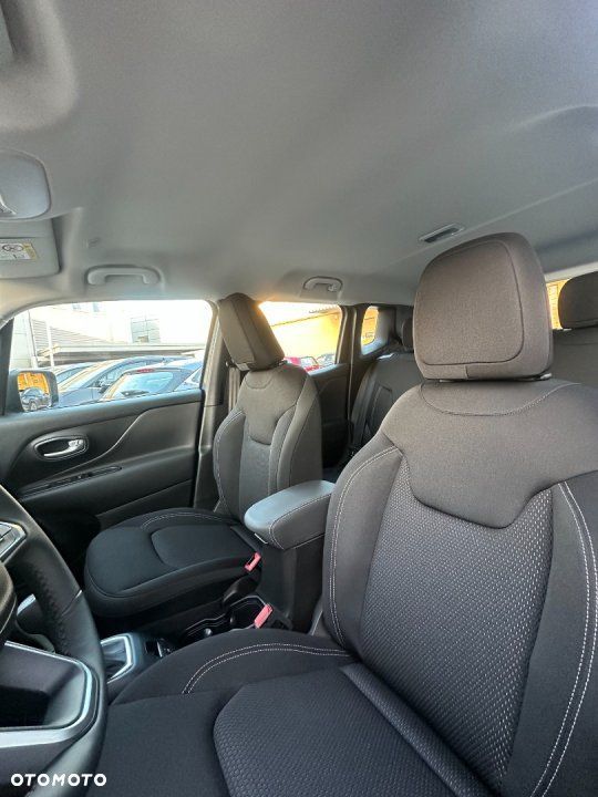 Jeep Renegade - 9