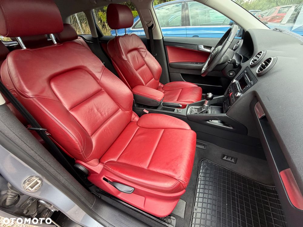 Audi A3 Sportback 1.6 S line Sportpaket plus - 31