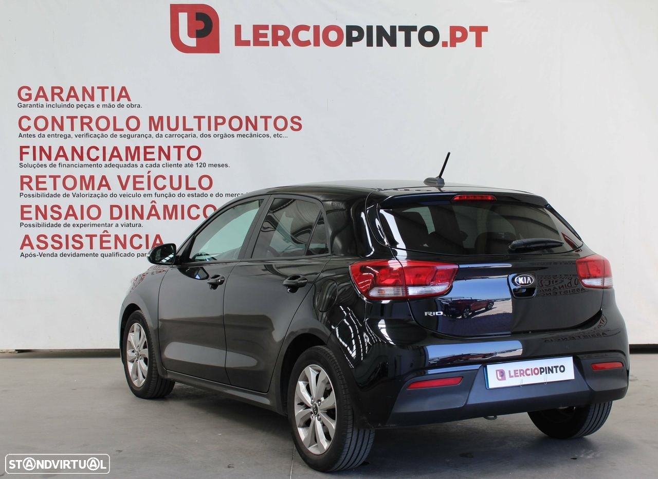 Kia Rio - 3