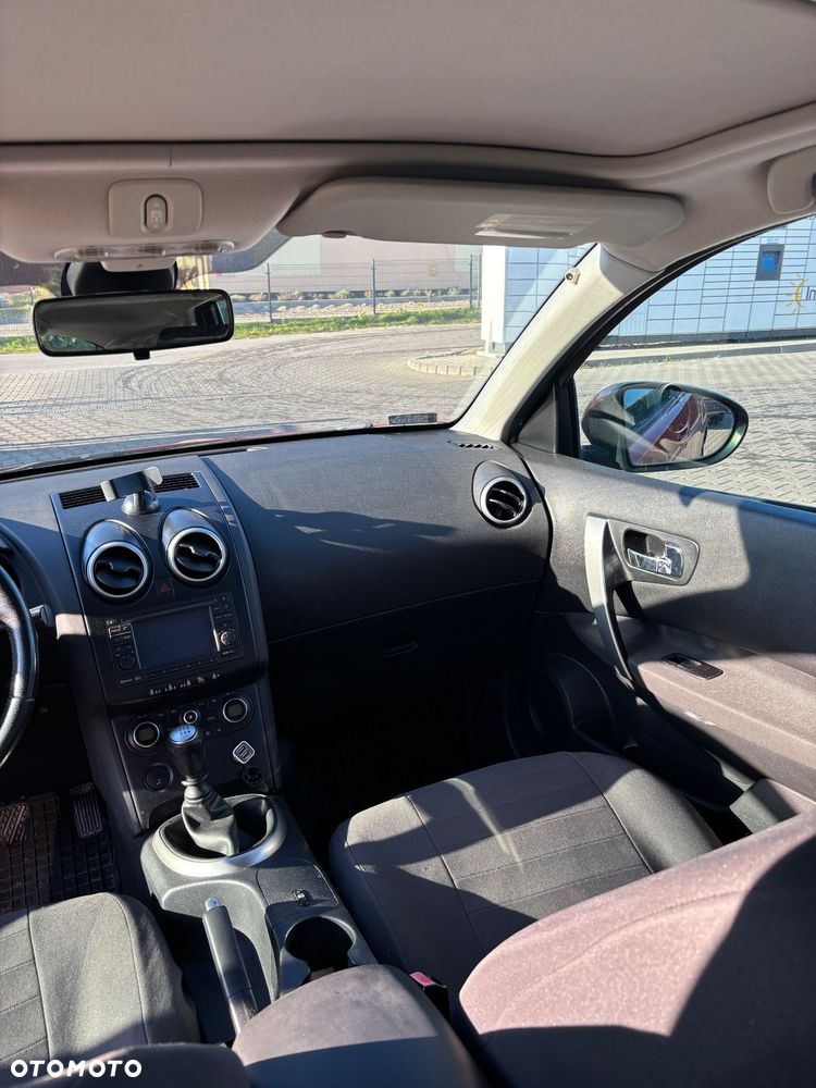 Nissan Qashqai - 12