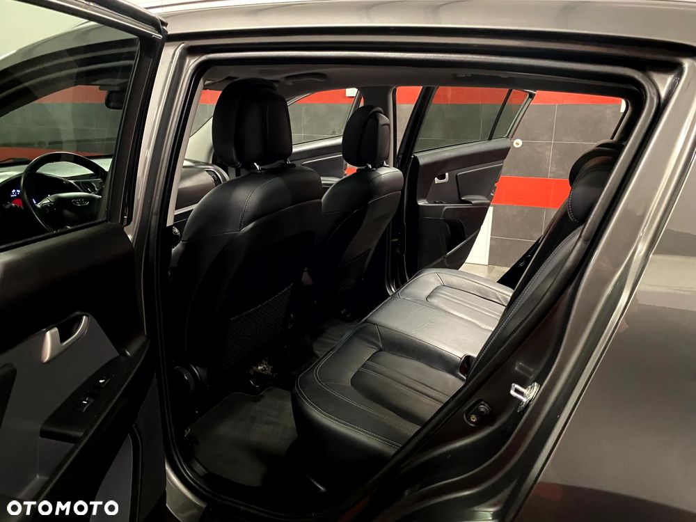 Kia Sportage 1.6 GDI Business Line L 2WD - 23