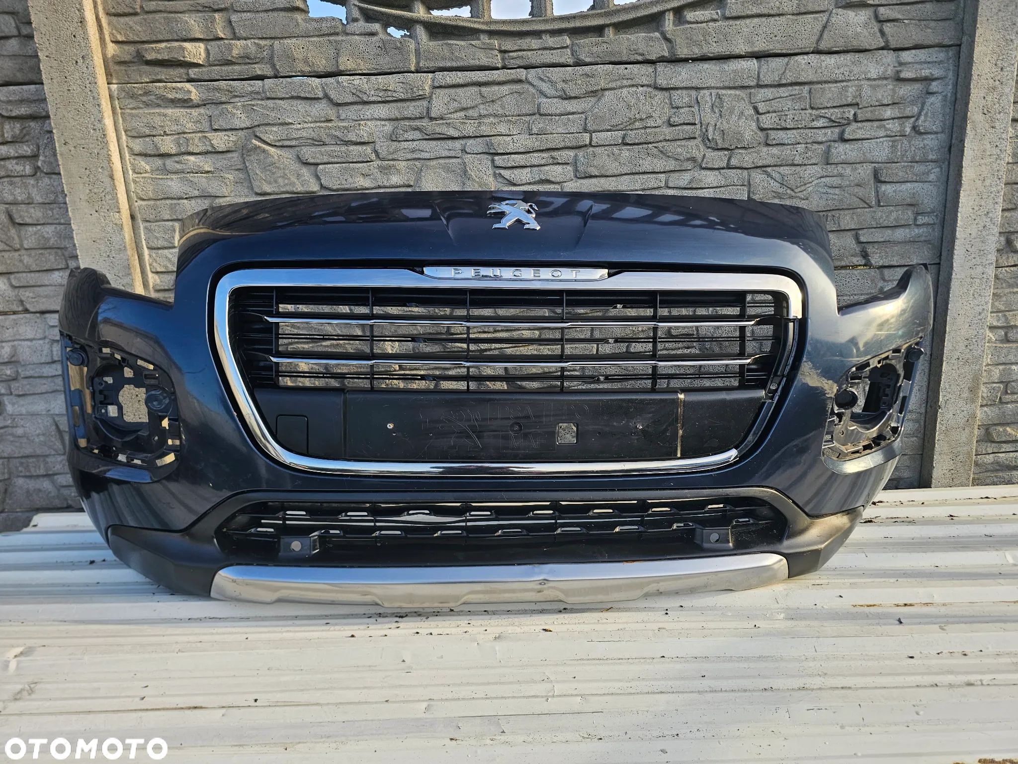 Peugeot 3008 lift ZDERZAK PRZOD - 1