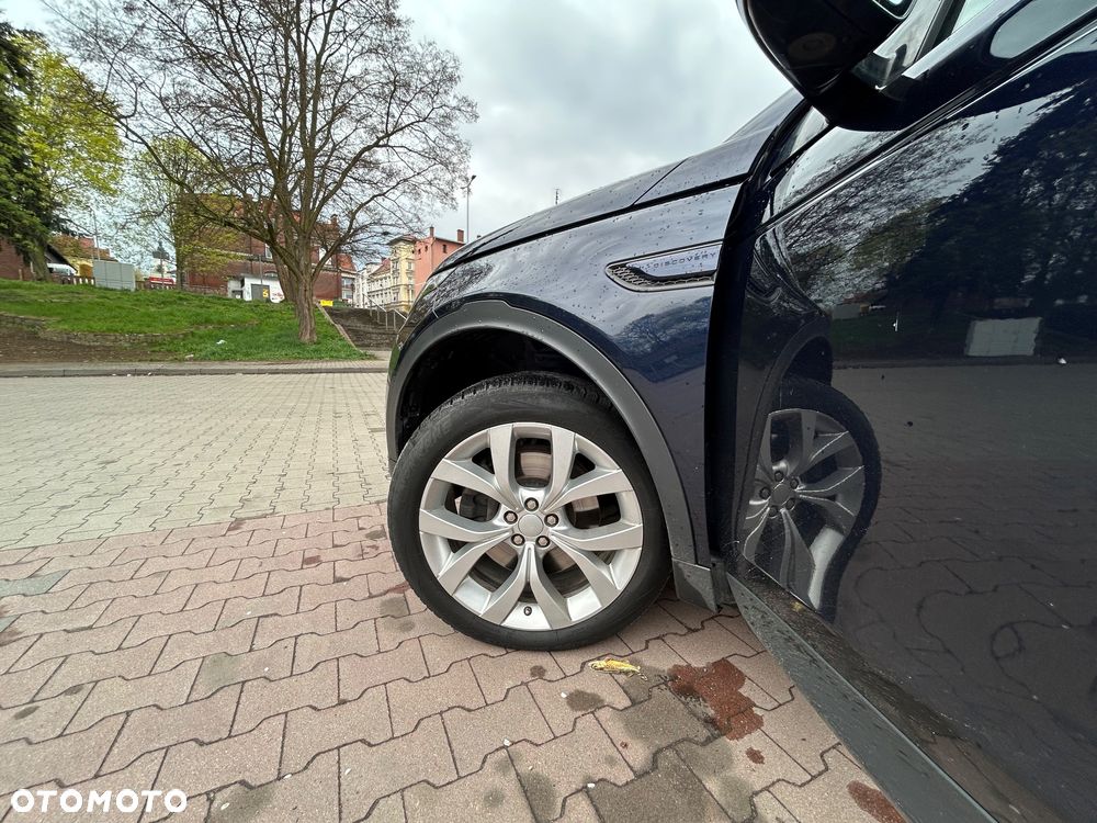 Land Rover Discovery Sport 2.0 P200 mHEV HSE - 15