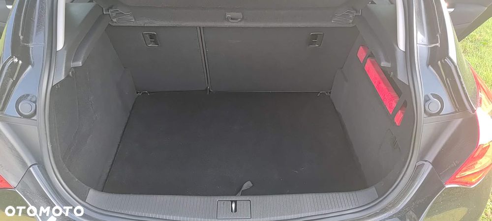 Opel Astra - 10