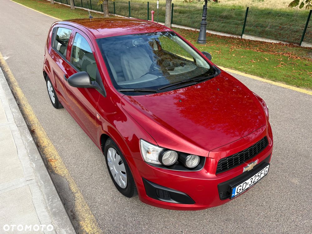 Chevrolet Aveo - 4