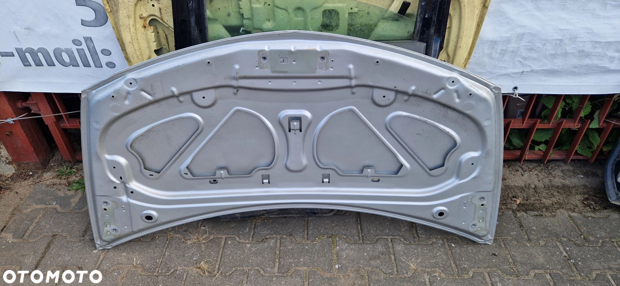Maska Pokrywa Silnika Renault Clio III Lifting Kombi 2009-1012r - 2