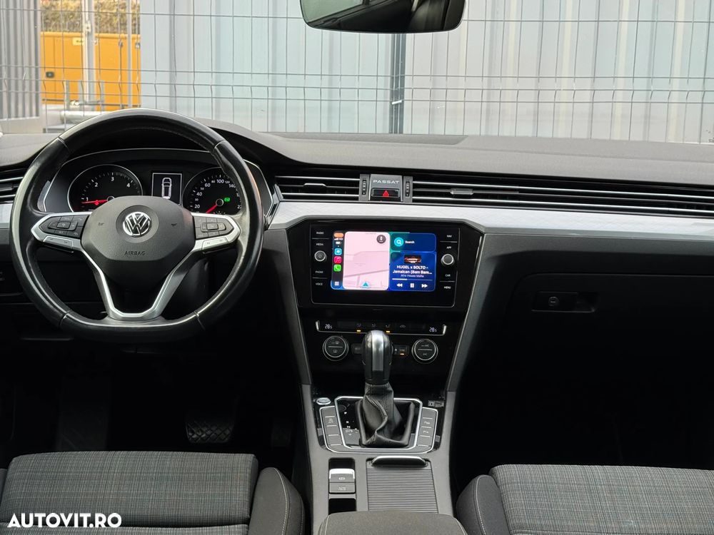 Volkswagen Passat Variant 2.0 TDI SCR DSG Elegance - 10