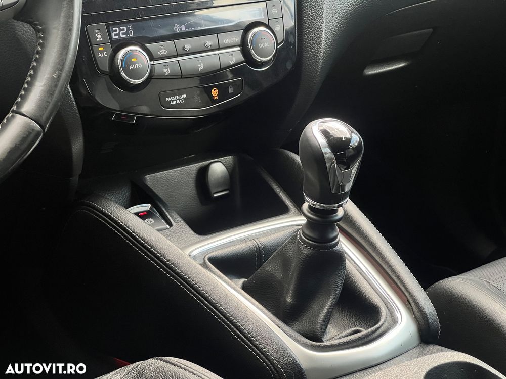 Nissan Qashqai 1.6 DCI Start/Stop 4X4-i Tekna - 6