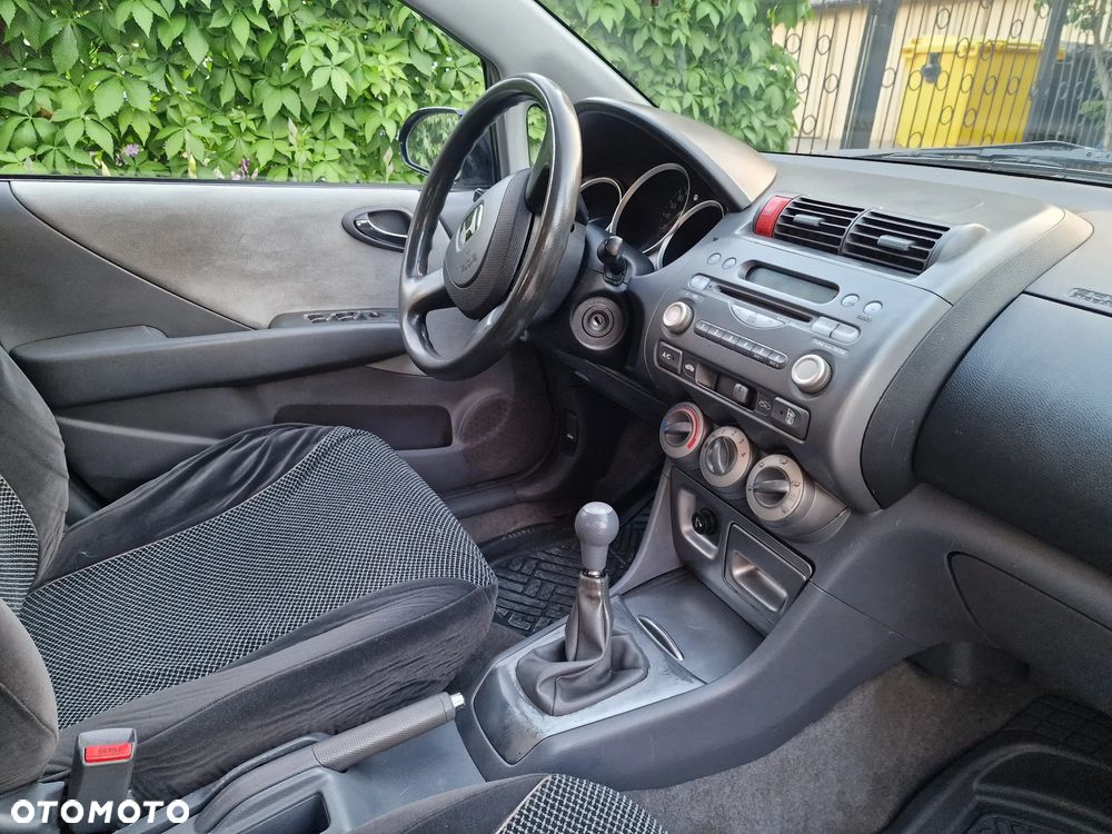 Honda City 1.4 Comfort - 19