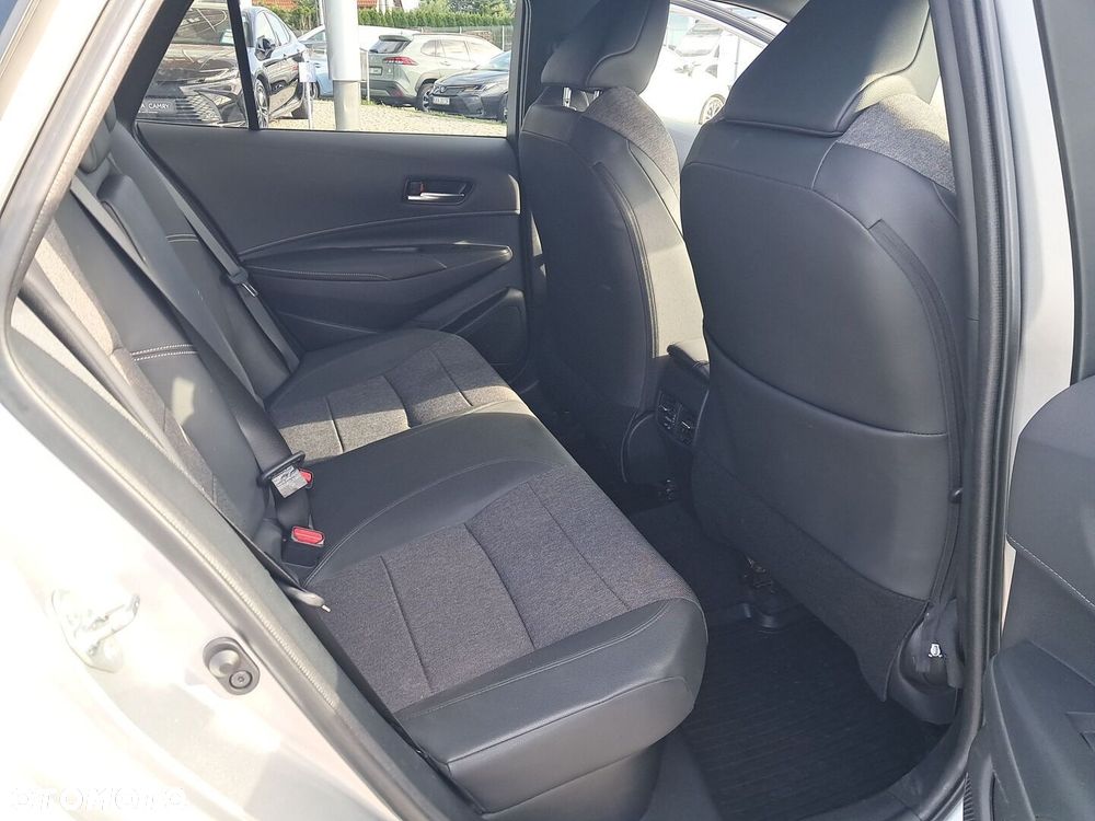 Toyota Corolla 1.8 Hybrid Style - 14