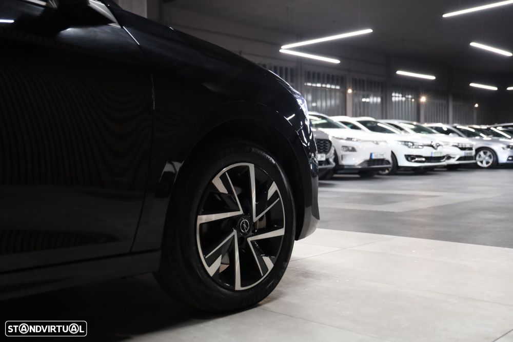 Opel Corsa 1.2 T GS - 26