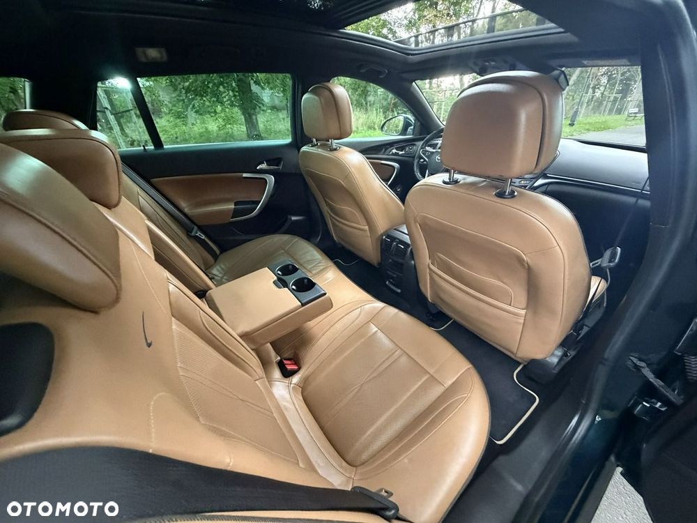 Opel Insignia - 30